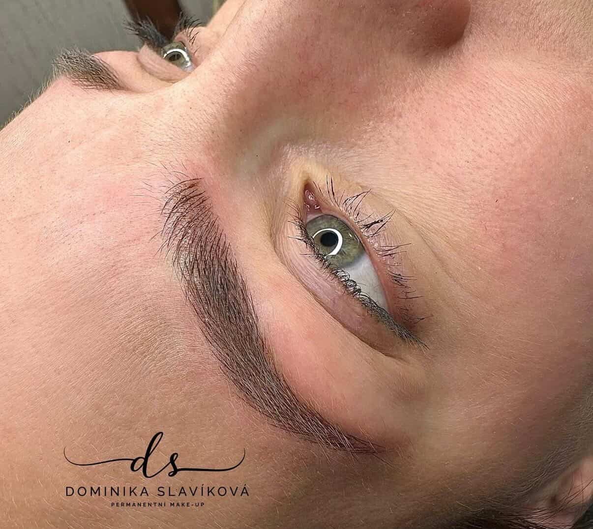 Permanentní make-up rtů